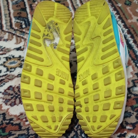 NWOT NIKE AIR MAX ATHLETIC SNEAKERS. Great Support For All Athletic Activities - Picture 9 of 12